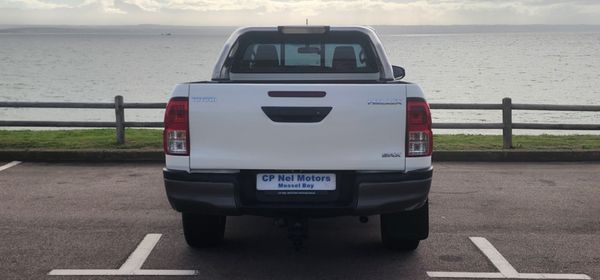 2019-Toyota-Hilux-24-GD-6-Raised-Body-SRX-Extended-Cab image:8