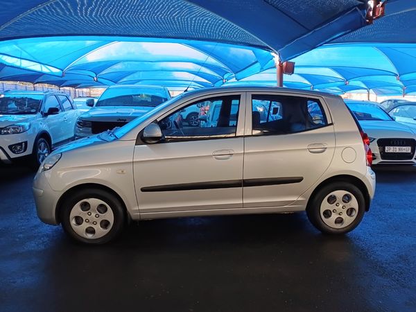 2008-Kia-Picanto-11-LX image:5