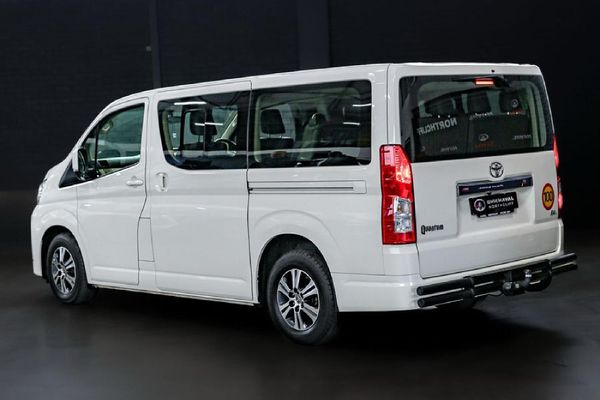 2023-Toyota-Quantum-28-GL-11-seat image:4