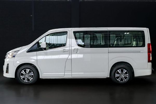 2023-Toyota-Quantum-28-GL-11-seat image:5