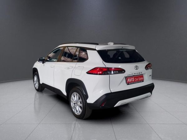 2025-Toyota-Corolla-Cross-18-XS image:4