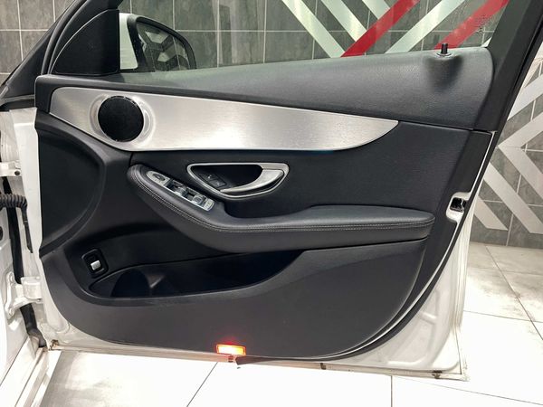 2018-Mercedes-Benz-C-Class-C-200-Edition-C-Auto image:13