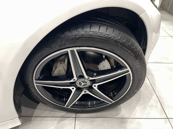 2018-Mercedes-Benz-C-Class-C-200-Edition-C-Auto image:4
