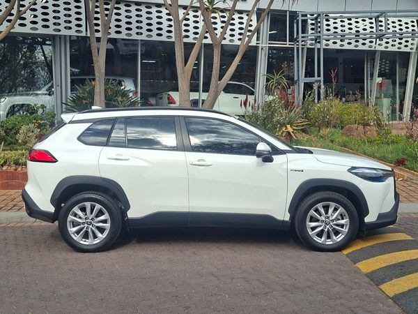 2026-Toyota-Corolla-Cross-18-XS-Hybrid image:3