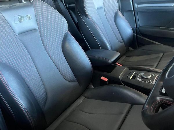 2014-Audi-S3-Sportback-quattro-Auto image:9