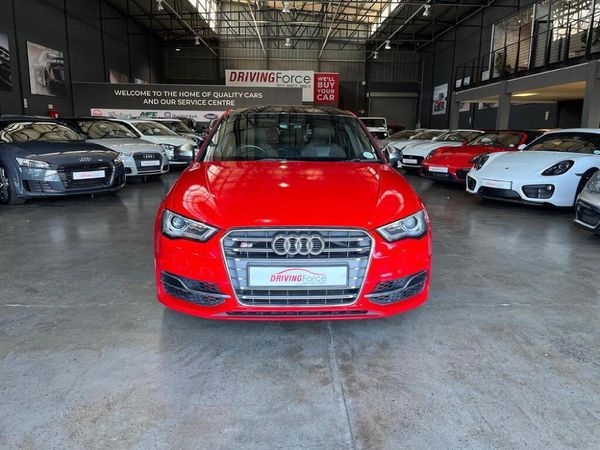 2014-Audi-S3-Sportback-quattro-Auto image:7