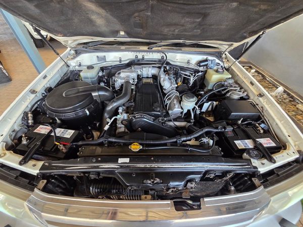 2006-Toyota-Land-Cruiser-100-42-TD-VX-Auto image:18