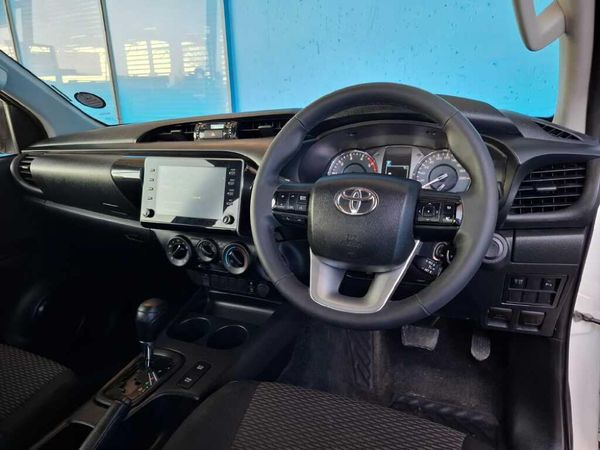 2021-Toyota-Hilux-24-GD-6-Raised-Body-Raider-Auto-Extended-Cab image:12
