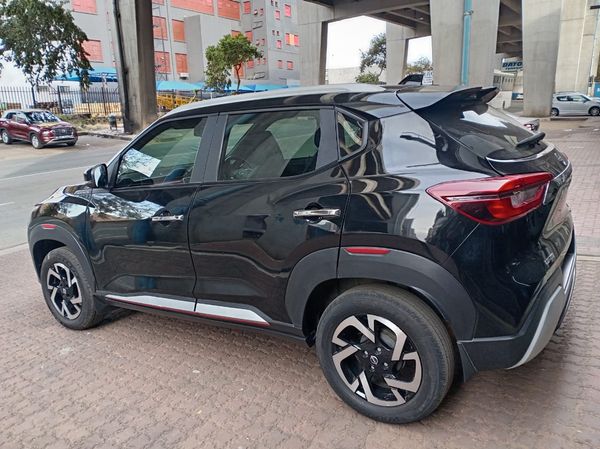 2023-Nissan-Magnite-10-Visia-AMT image:1