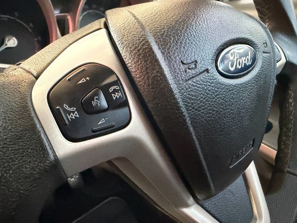 2018-Ford-EcoSport-10-EcoBoost-Titanium image:21