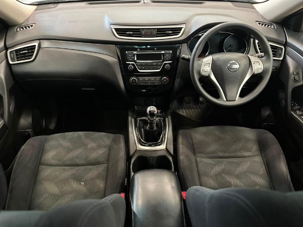 2016-Nissan-X-Trail-16-dCi-XE image:10
