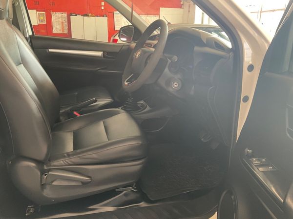 2018-Toyota-Hilux-24-GD-Single-Cab image:10