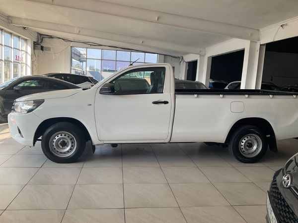 2018-Toyota-Hilux-24-GD-Single-Cab image:3
