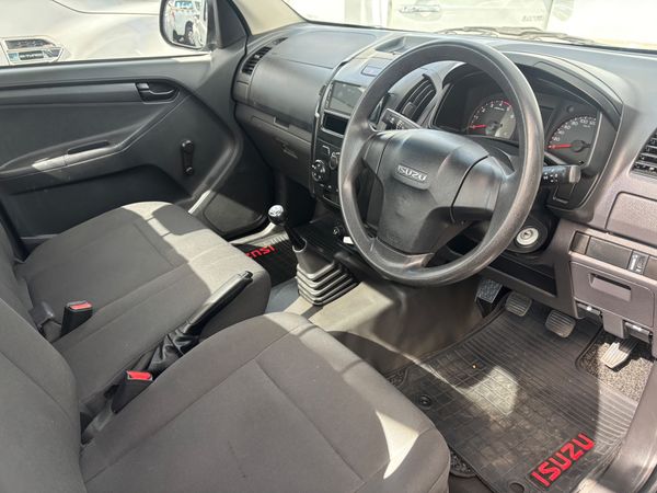 2024-Isuzu-D-Max-250C-Single-Cab image:6
