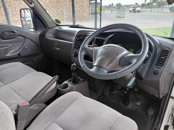 2007-Hyundai-H100-Bakkie-26i-D-Dropside image:15