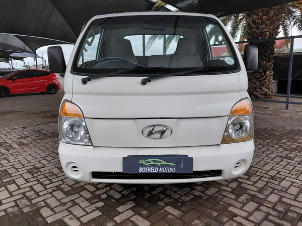 2007-Hyundai-H100-Bakkie-26i-D-Dropside image:1