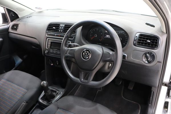 2023-Volkswagen-Polo-Vivo-14-Trendline-5-dr image:9