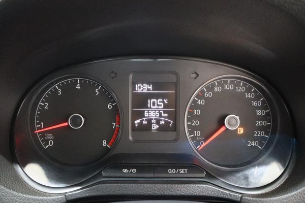 2023-Volkswagen-Polo-Vivo-14-Trendline-5-dr image:8