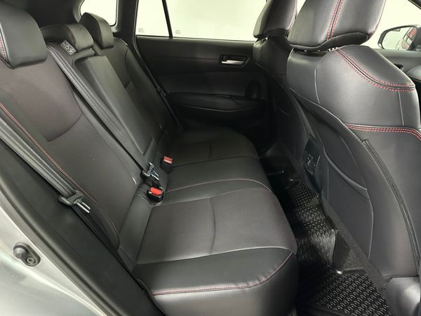 2025-Toyota-Corolla-Cross-18-GR-S image:14