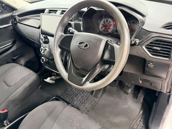2022-Mahindra-KUV-100-12-K2-Dare image:7