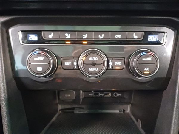 2019-Volkswagen-Tiguan-Allspace-20-TSI-Comfortline-4Motion-Auto-132kW image:30