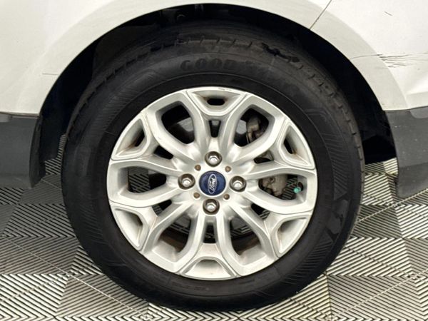 2015-Ford-EcoSport-15-TDCi-Titanium image:5