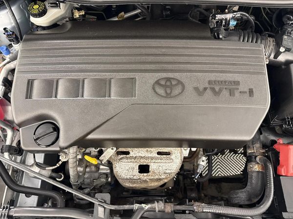 2010-Toyota-Corolla-13-Impact image:9