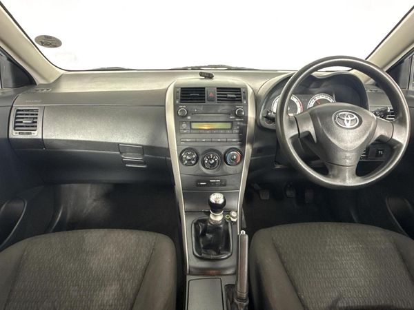 2010-Toyota-Corolla-13-Impact image:1
