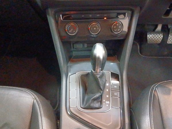 2020-Volkswagen-Tiguan-Allspace-14-TSI-Trendline-Auto-110kW image:14