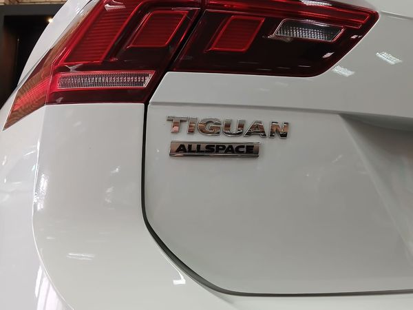 2020-Volkswagen-Tiguan-Allspace-14-TSI-Trendline-Auto-110kW image:22