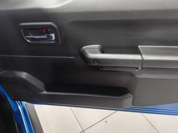 2023-Suzuki-Jimny-15-GL-Auto image:11