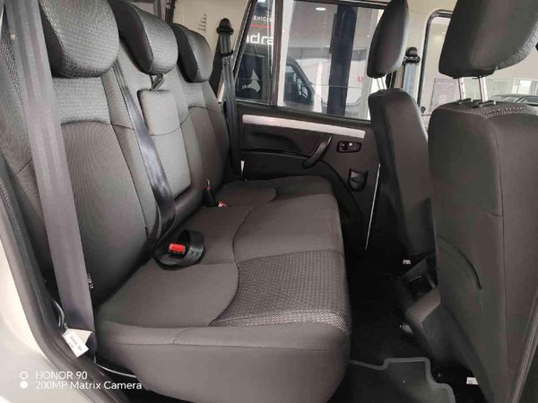 2026-Mahindra-Pik-Up-22-mHawk-S6-Double-Cab image:16