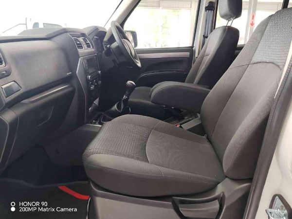 2026-Mahindra-Pik-Up-22-mHawk-S6-Double-Cab image:19