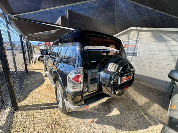 2007-Mitsubishi-Pajero-32-Di-Dc-GLS-SWB-Auto image:3