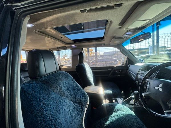 2007-Mitsubishi-Pajero-32-Di-Dc-GLS-SWB-Auto image:5