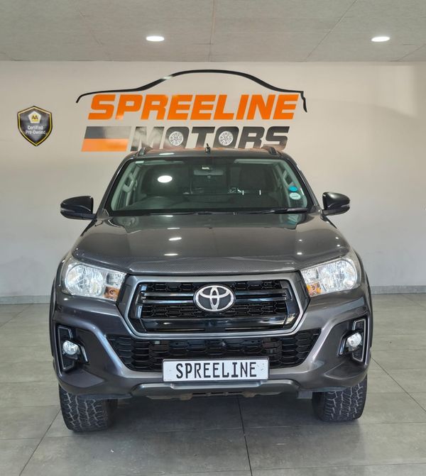2019-Toyota-Hilux-24-GD-6-Raised-Body-SRX-Auto-Extended-Cab image:1