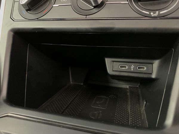 2024-Volkswagen-Polo-10-TSI-Life image:9