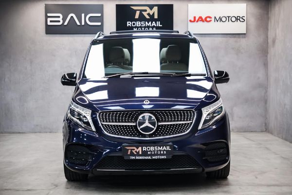 2022-Mercedes-Benz-V-Class-V-300d-Exclusive image:1