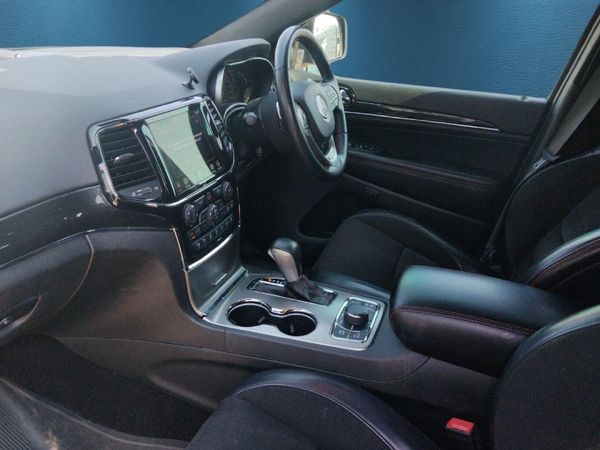 2022-Jeep-Grand-Cherokee-36-Trailhawk image:13