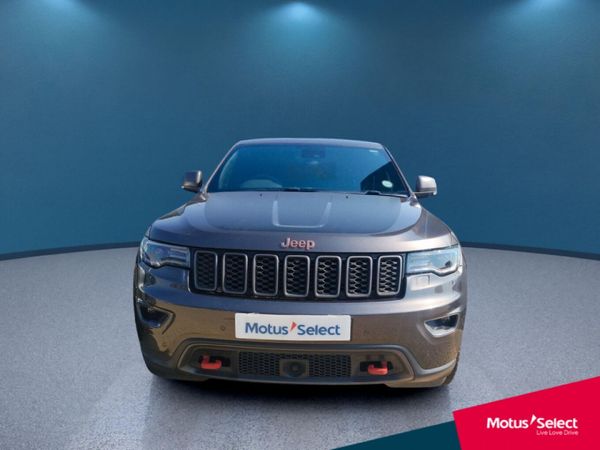 2022-Jeep-Grand-Cherokee-36-Trailhawk image:1