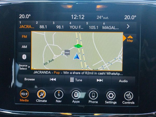 2022-Jeep-Grand-Cherokee-36-Trailhawk image:21