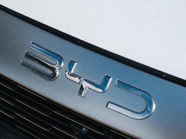 2026-BYD-Sealion-5-15-Dynamic-Phev image:9
