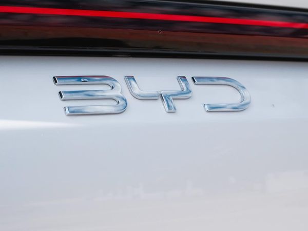 2026-BYD-Sealion-5-15-Dynamic-Phev image:12