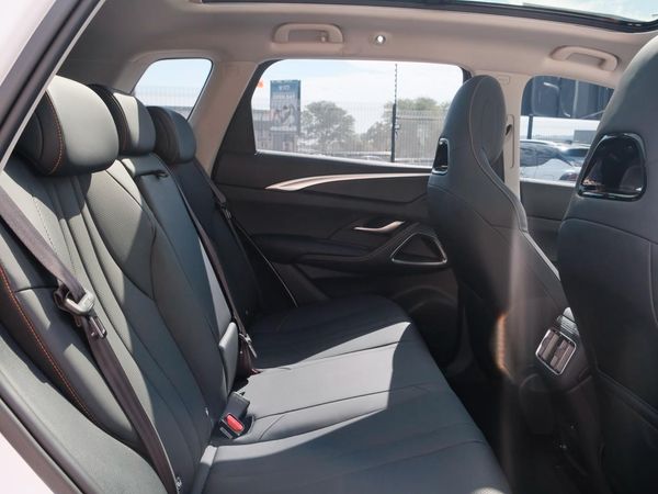 2026-BYD-Sealion-5-15-Dynamic-Phev image:24