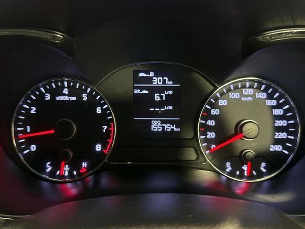 2016-Kia-Cerato-16-EX-5-dr image:2