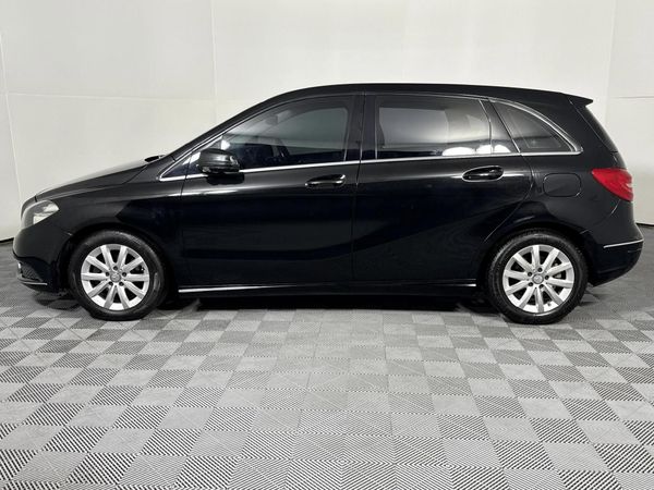 2013-Mercedes-Benz-B-Class-B-180-CDI-BE-Auto image:19