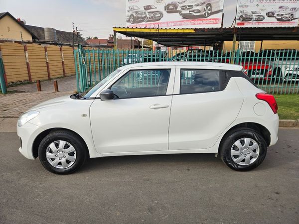 2024-Suzuki-Swift-12-GL image:1