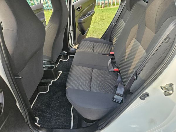 2024-Suzuki-Swift-12-GL image:19