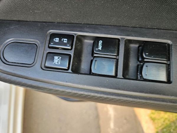 2024-Suzuki-Swift-12-GL image:21