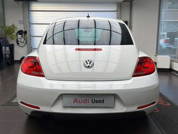 2013-Volkswagen-Beetle-12-TSI-Design image:19